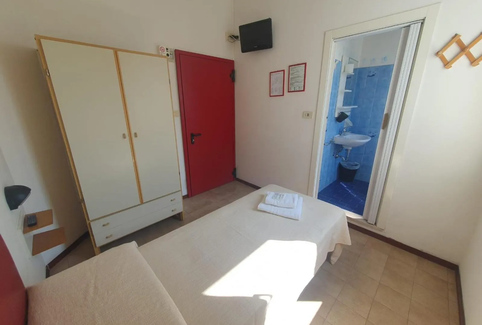 Hotel Ideale Young People Under 40 Rimini 2*,  Italy