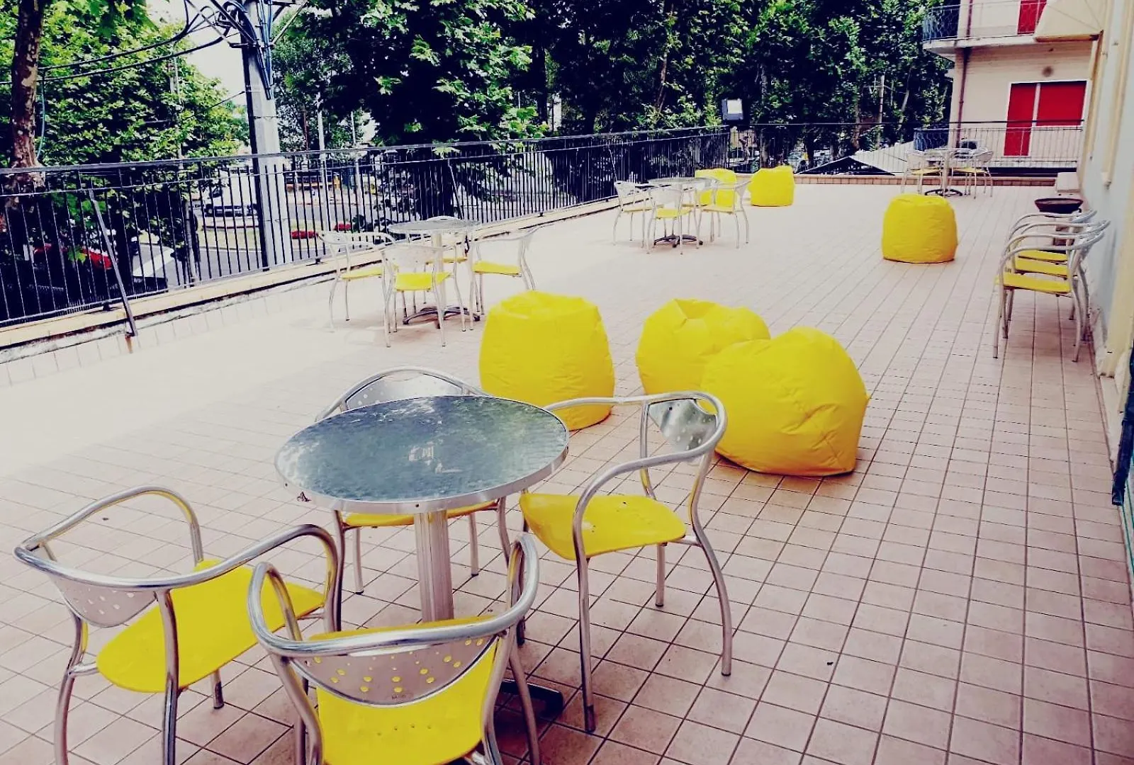 Hotel Ideale Young People Under 40 Rimini